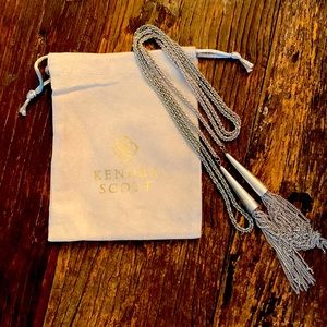 Kendra scott phara necklace.